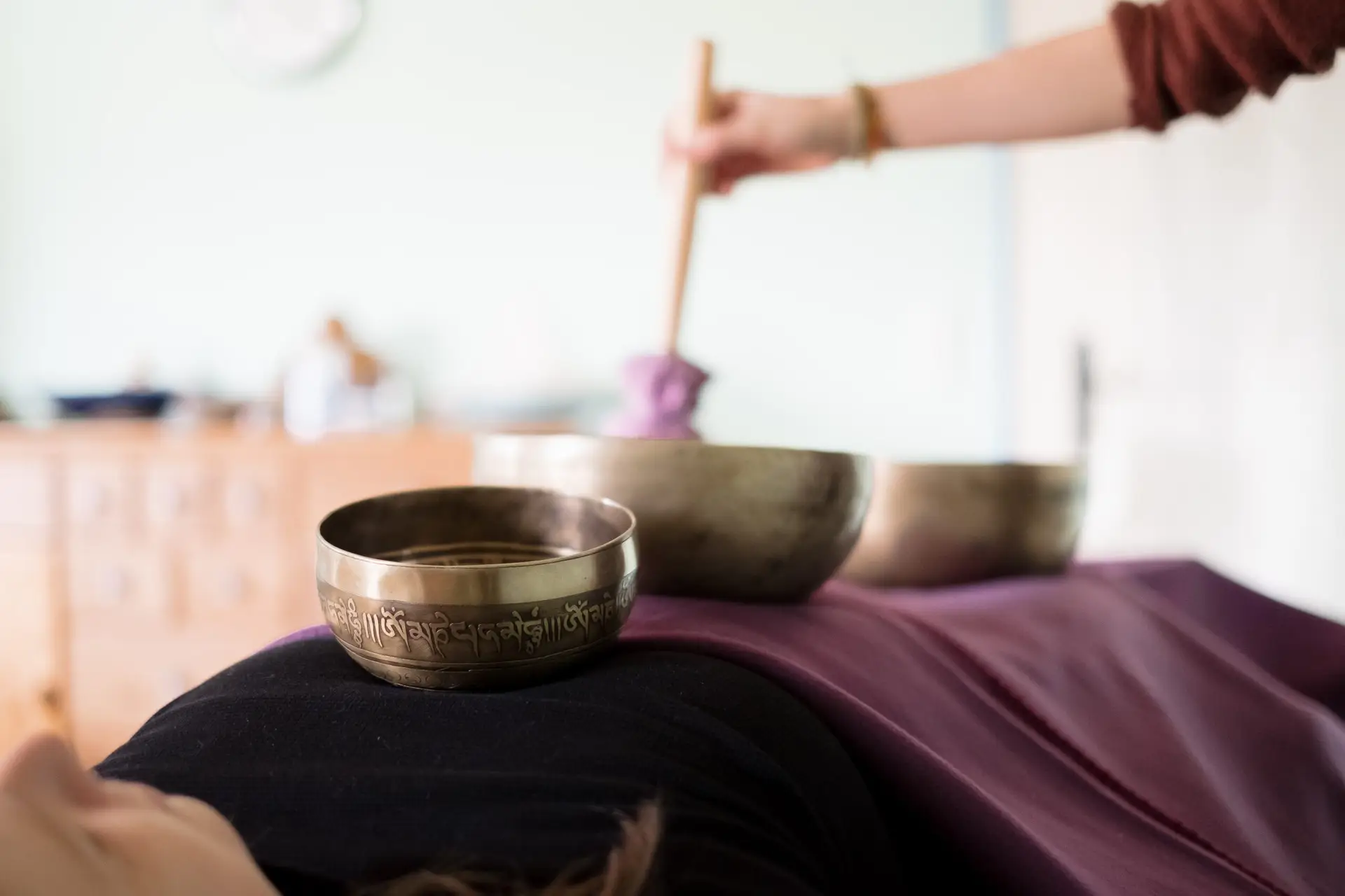 Klangschalentherapie für Entspannung und innere Balance bei Alischa-Maria Scheid